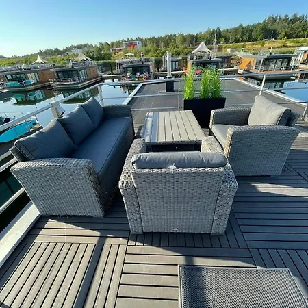 Hausboot Vroni Am Baerwaldersee Klitten